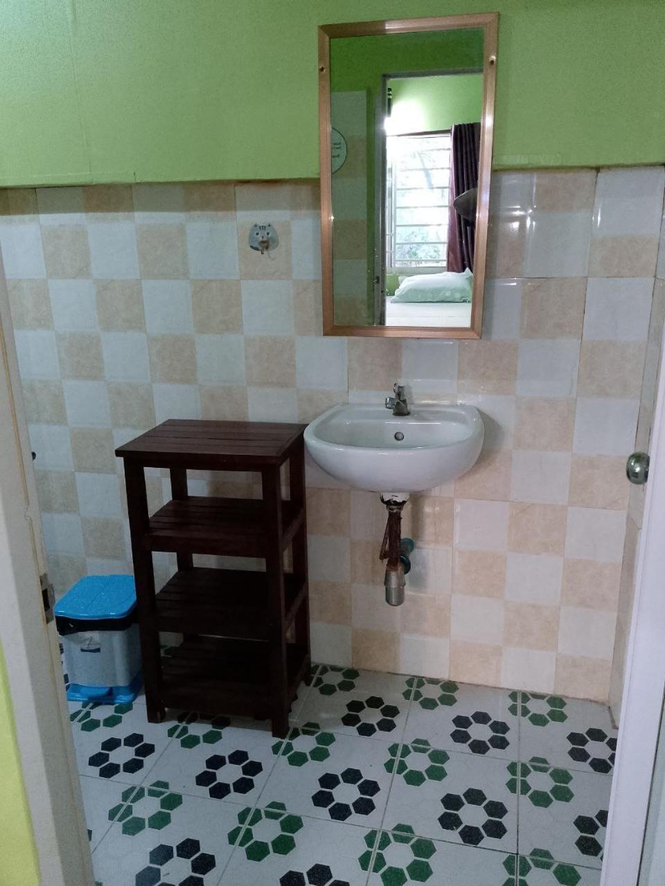 The Hideout Apartment กำปอต ภายนอก รูปภาพ