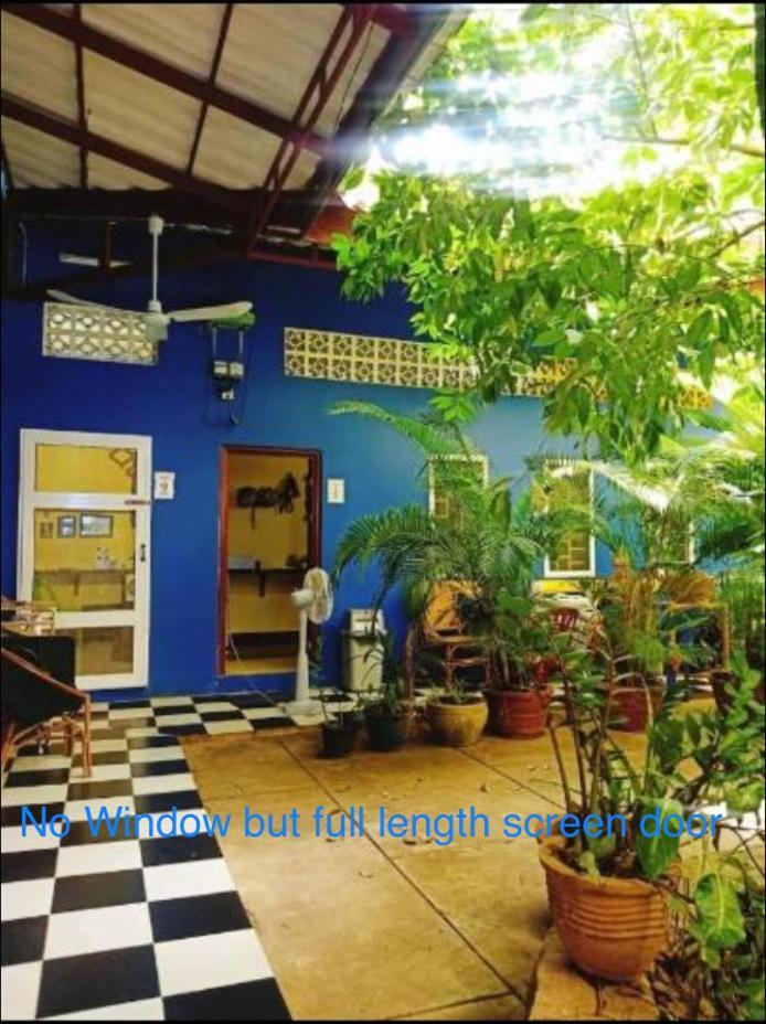 The Hideout Apartment กำปอต ภายนอก รูปภาพ