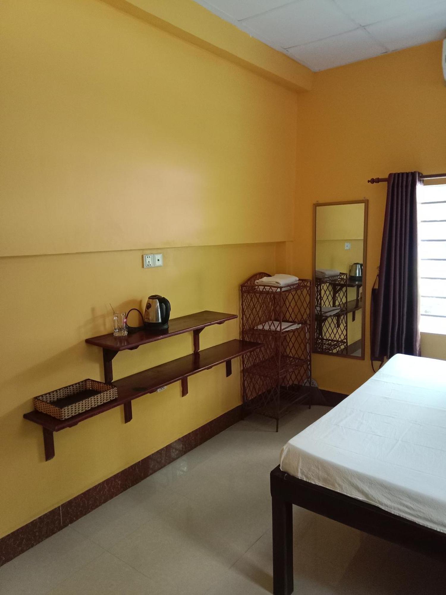 The Hideout Apartment กำปอต ภายนอก รูปภาพ